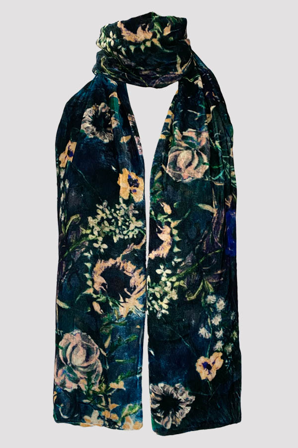 Couronne Navy Velvet Muffler