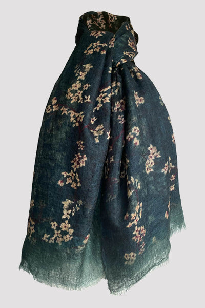 Petites Fleurs Green Shrunk Cashmere Scarf