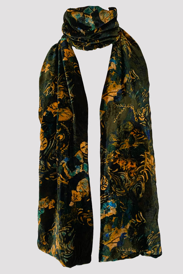 Vortex Green Amber Velvet Muffler